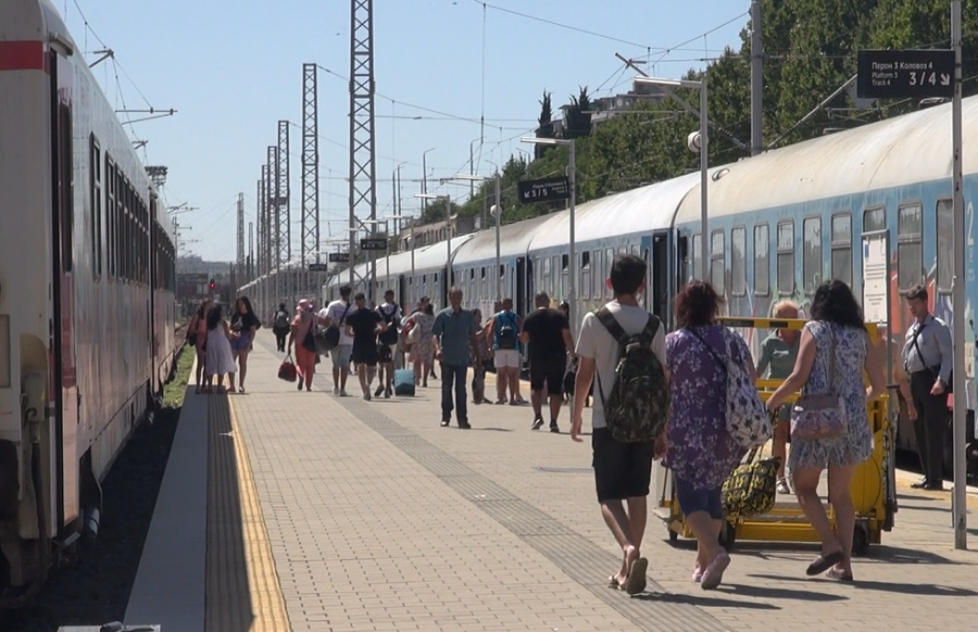 БДЖ променя цените на билетите за пътуване с влак