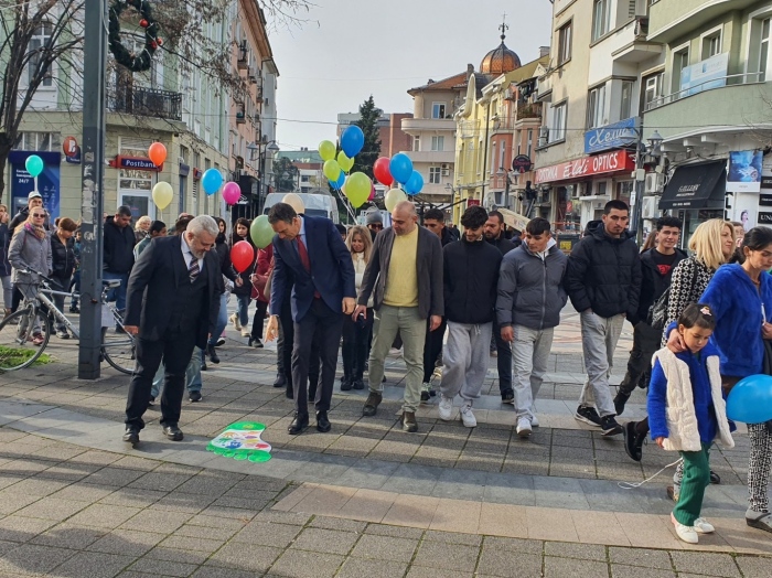 Пътека към достъпността и толерантността в Бургас за Международния ден на хората с увреждания