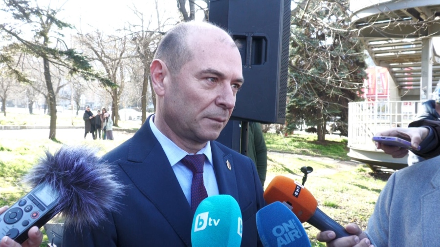 Зам.-министърът на МВР: Сигналите за контролиран вот се регистрират и проверяват