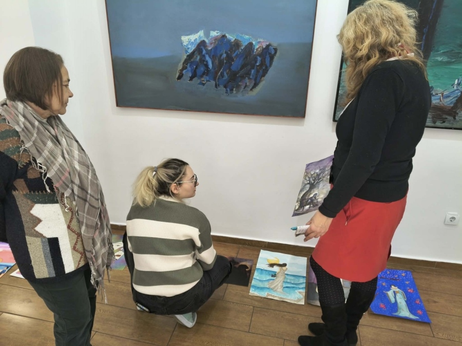 Бургас събра млади таланти в конкурс за илюстрация по стихове на Христо Фотев